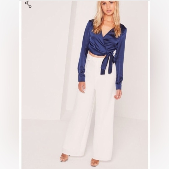 NWOT Missguided Dark Midnight Blue Satin Cropped Wrap Blouse Top - Picture 2 of 9